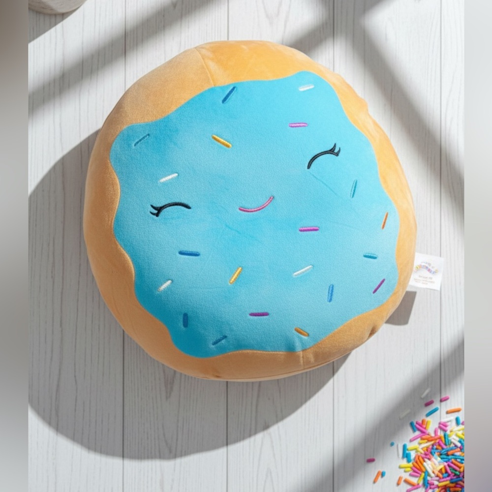 SQUISHMALLOW Girls 14-16in Erissa the Blue Frosted Toasted Pastry Squishmallow